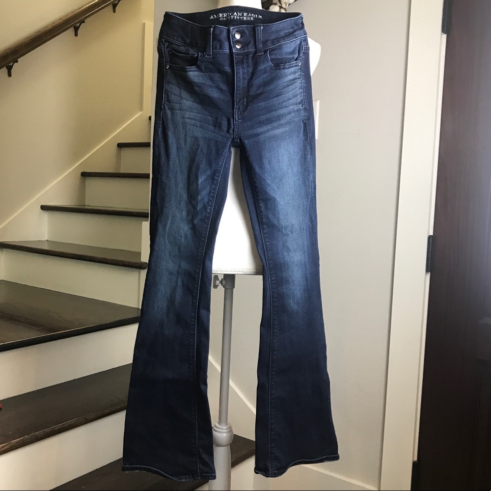 AE Hi-Rise Artist Flare Jean 2 Reg dark wash